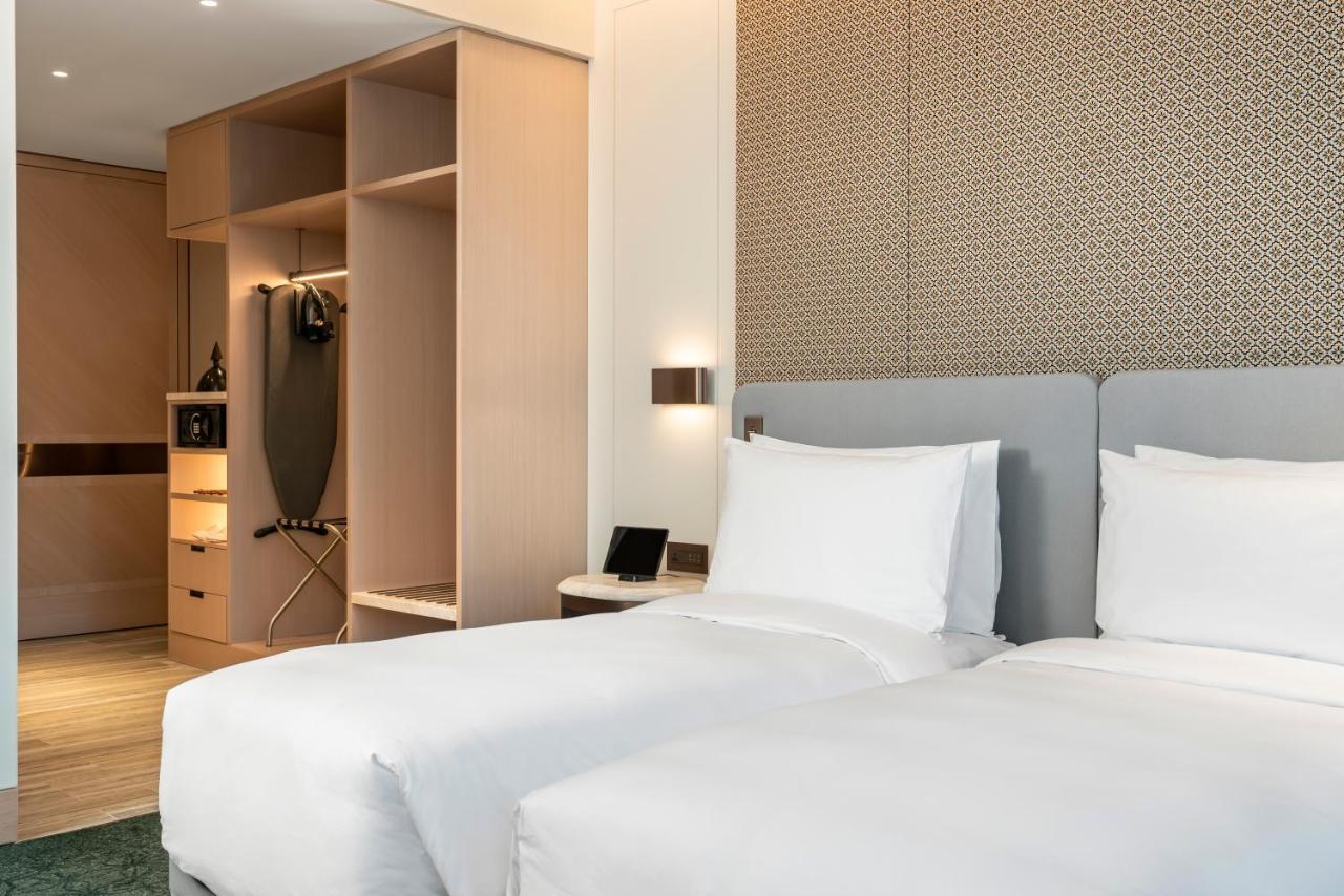 Address Otel 5*